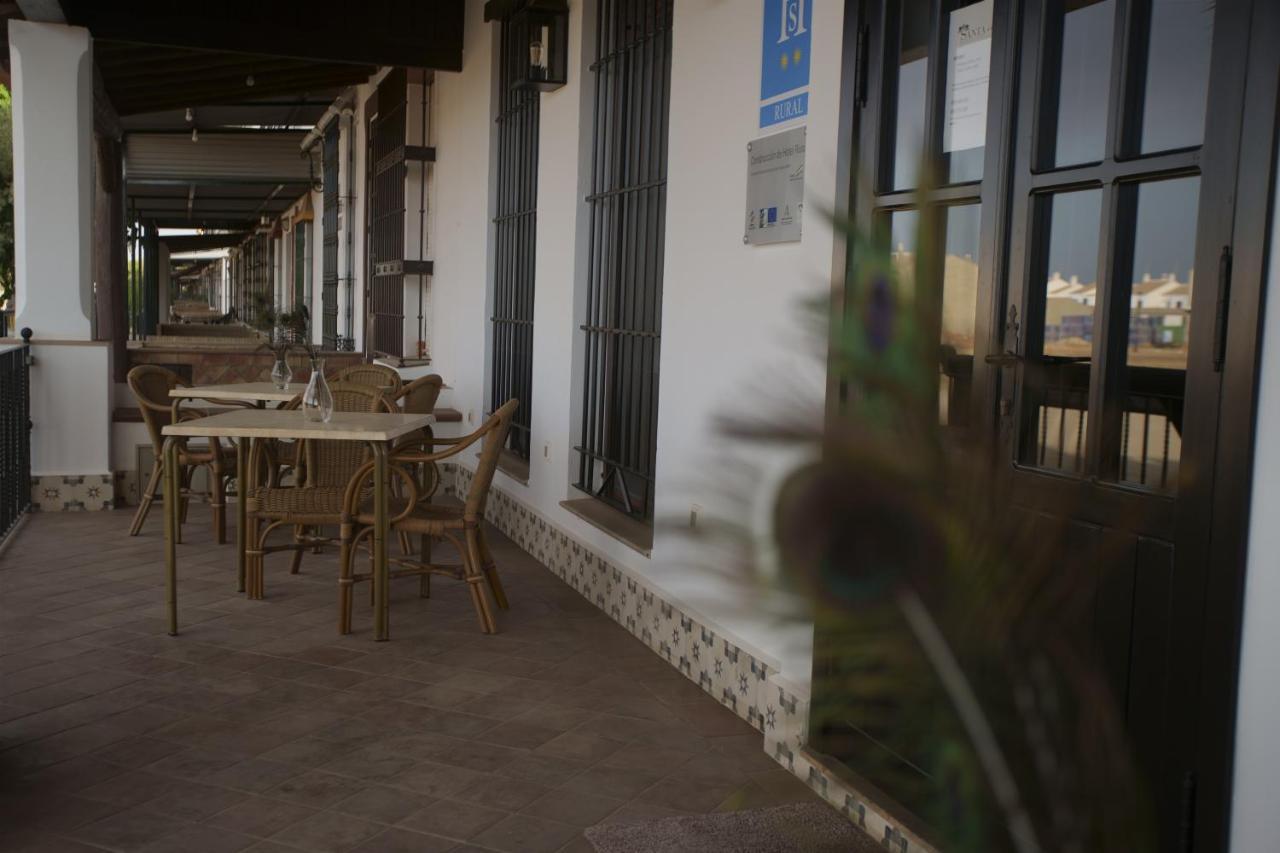 Hostal Rural Santa Habitaciones Aldea Dエル・ロシオ エクステリア 写真